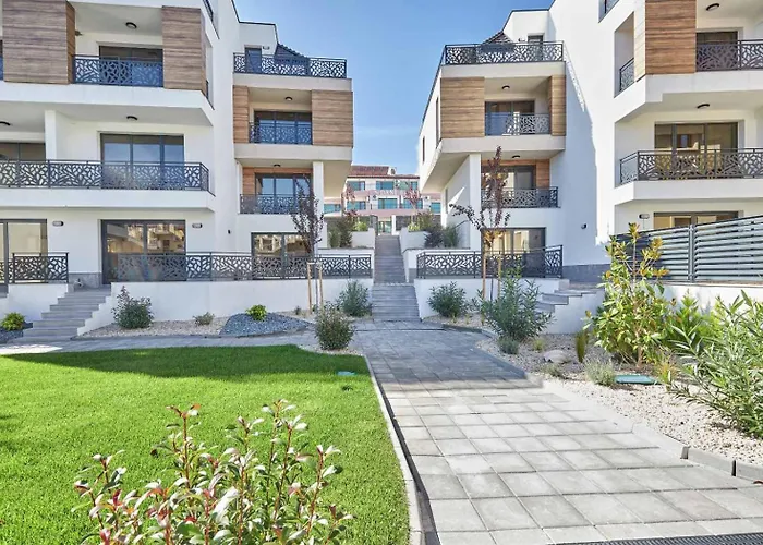 Apartamento Maestra Bamboo Luxury - Free Parking Sozopol